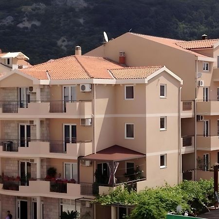 Apartmani Goran I Jelena Zec Budva Exterior photo